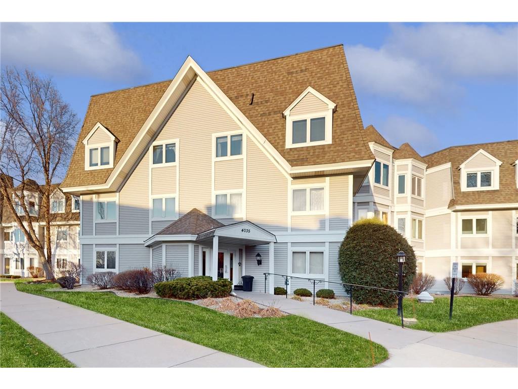 4035 Victoria Street N #319 Shoreview MN 55126 6466085 image1