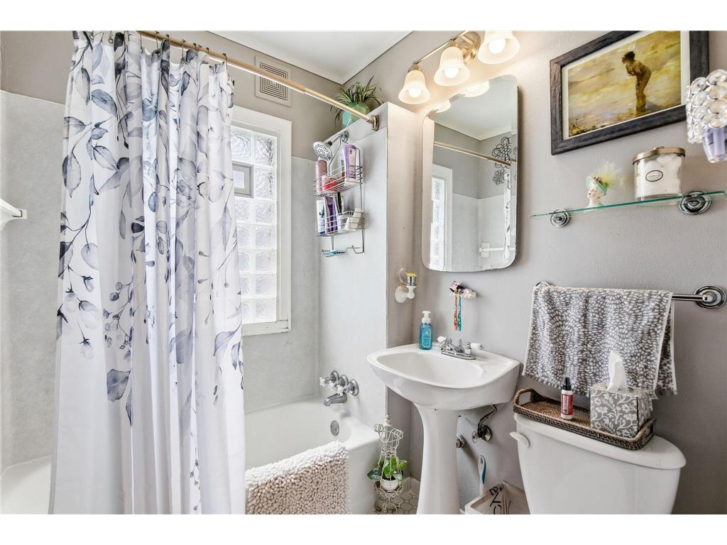 4037 21st Avenue S Minneapolis MN 55407 7016026 image21