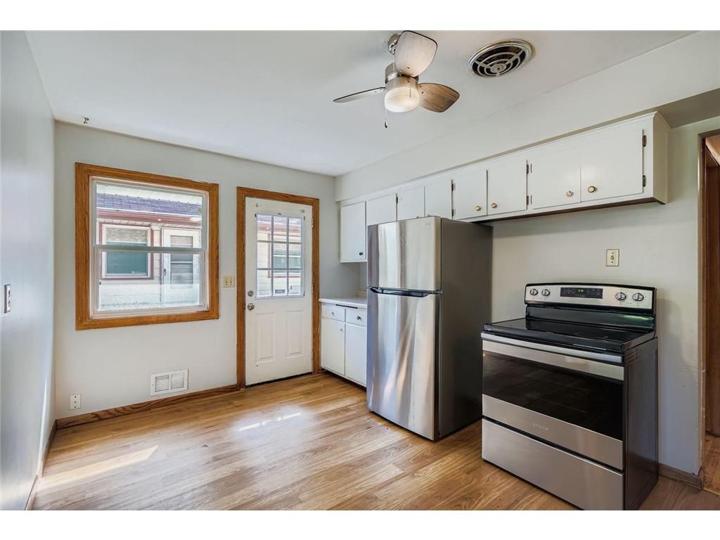4037 37th Avenue N Robbinsdale MN 55422 7081180 image10
