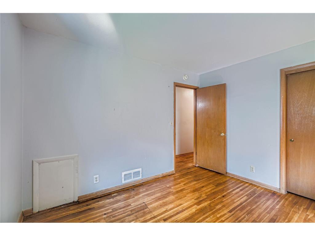 4037 37th Avenue N Robbinsdale MN 55422 7081180 image14