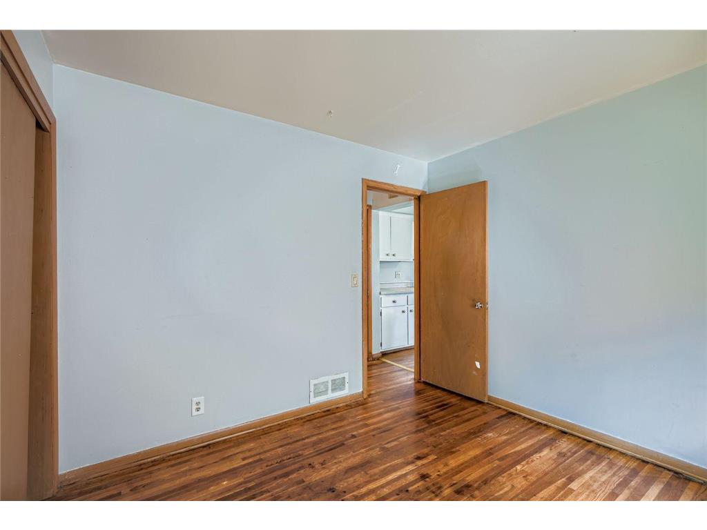 4037 37th Avenue N Robbinsdale MN 55422 7081180 image19