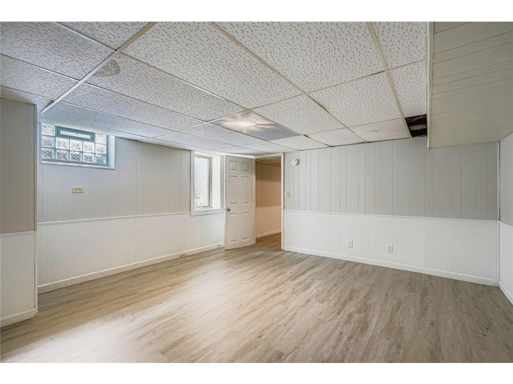 4037 37th Avenue N Robbinsdale MN 55422 7081180 image20