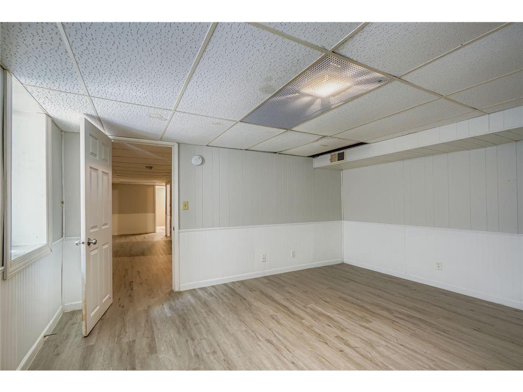 4037 37th Avenue N Robbinsdale MN 55422 7081180 image21