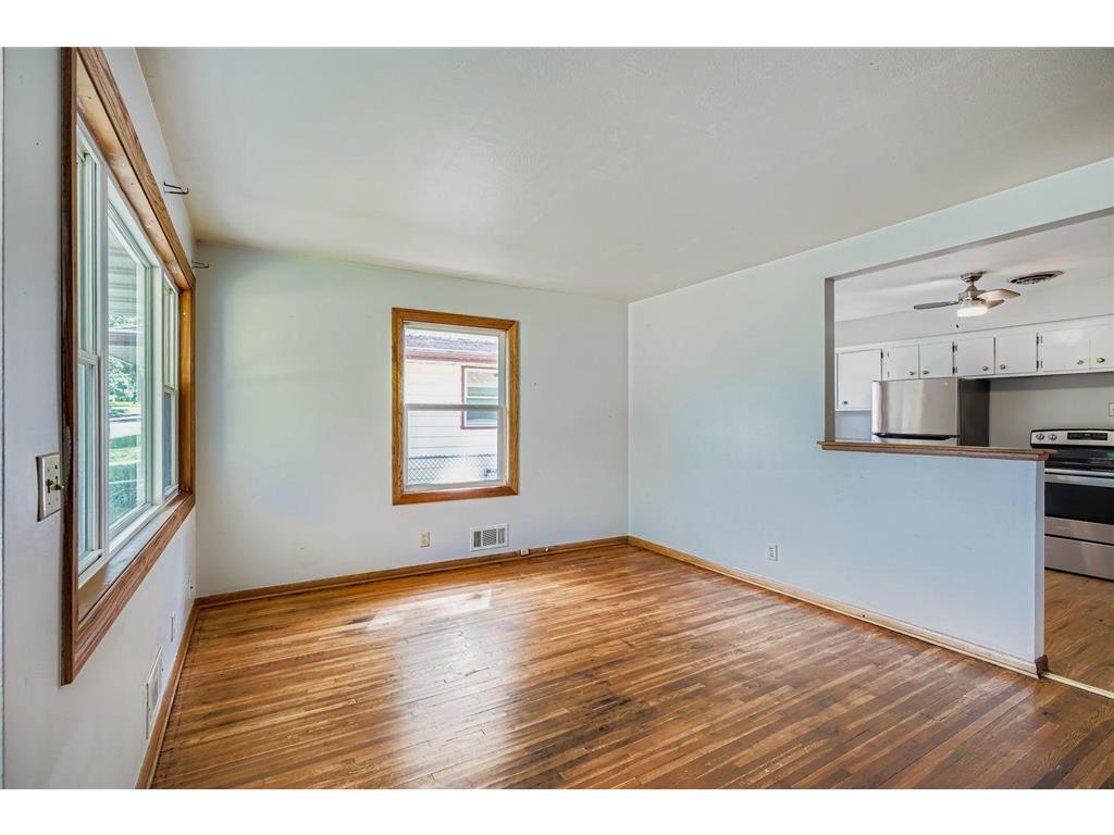 4037 37th Avenue N Robbinsdale MN 55422 7081180 image5