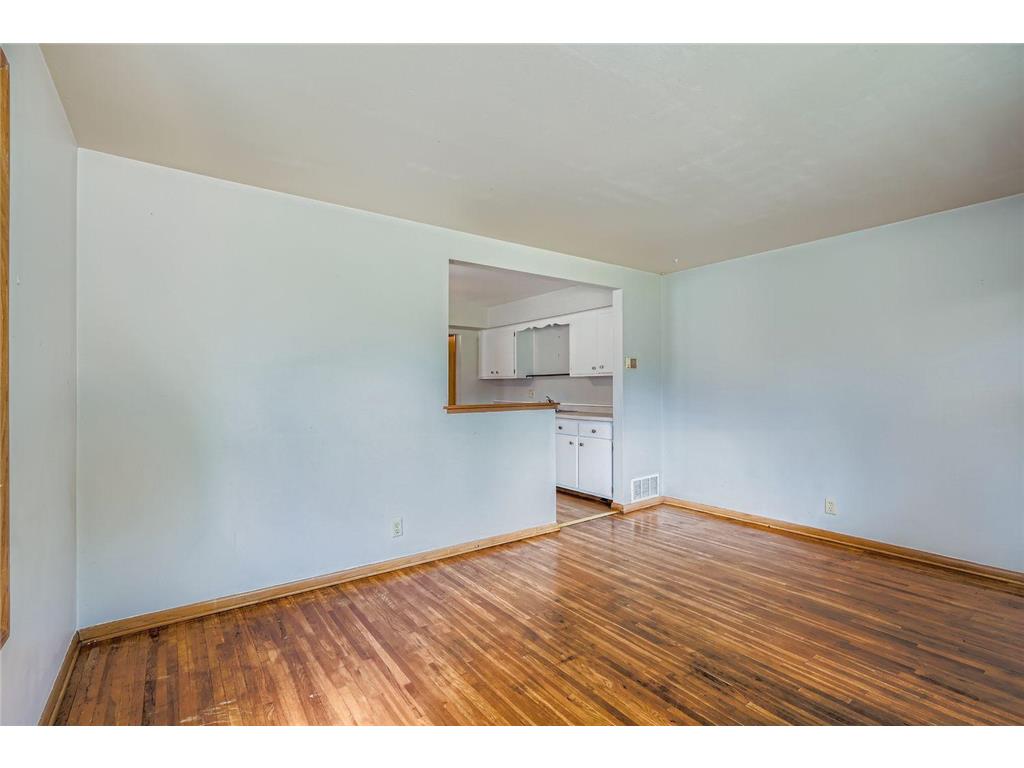 4037 37th Avenue N Robbinsdale MN 55422 7081180 image6