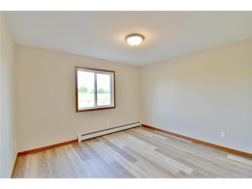 404 11th Street SE Freeport MN 56331 7005281 image14