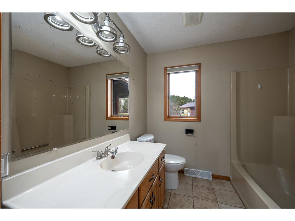 404 174th Street Alden Twp WI 54001 7075256 image28