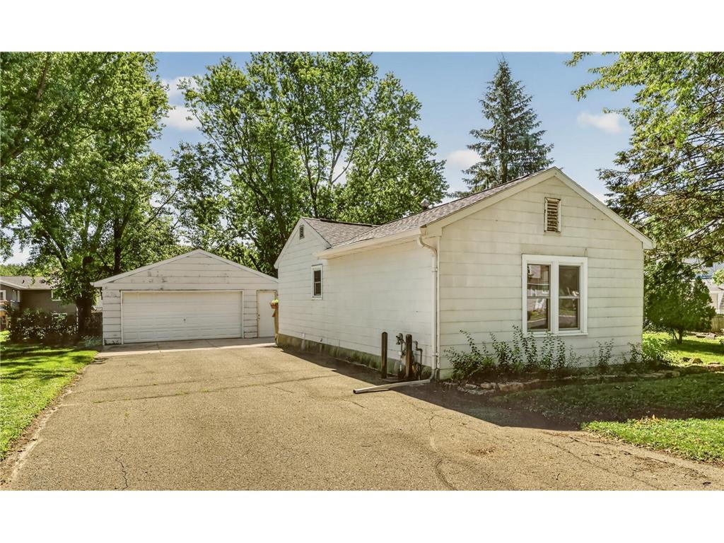 404 1st Avenue NE Kasson MN 55944 7095543 image1