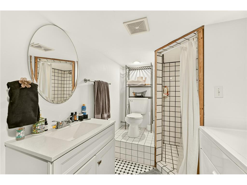 404 1st Avenue NE Kasson MN 55944 7095543 image23