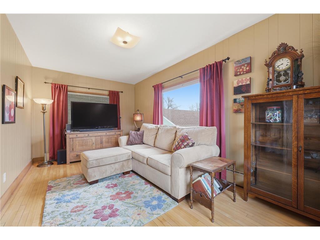 404 2nd Avenue NE Hillsboro ND 58045 7072198 image14