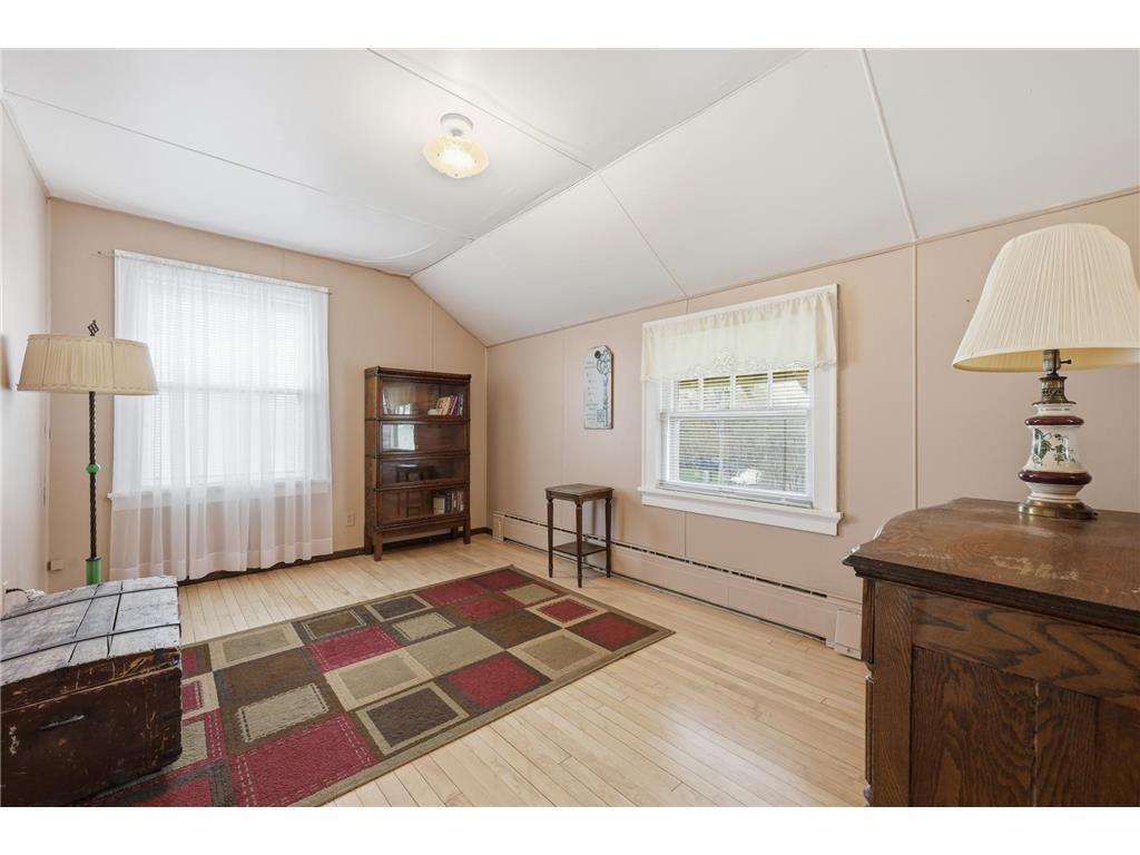 404 2nd Avenue NE Hillsboro ND 58045 7072198 image17