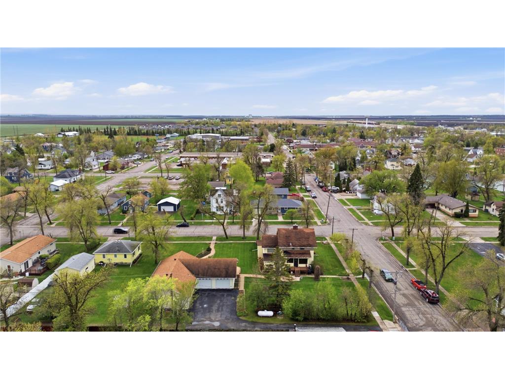 404 2nd Avenue NE Hillsboro ND 58045 7072198 image48