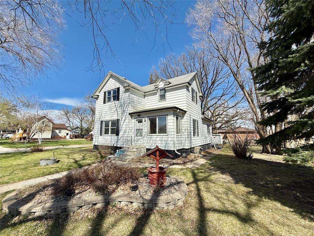 404 2nd Street S Wahpeton ND 58075 7062802 image31