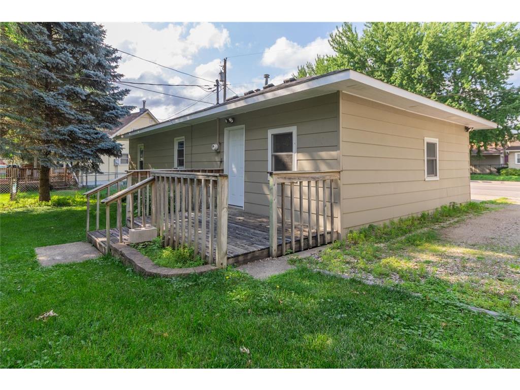 404 2nd Street W Jordan MN 55352 7101838 image18