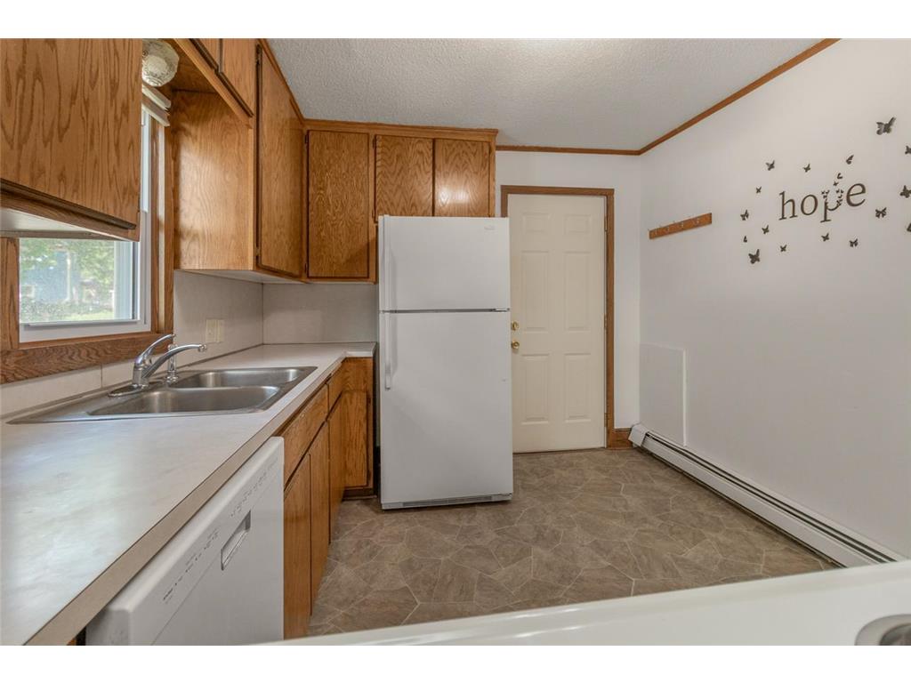 404 2nd Street W Jordan MN 55352 7101838 image5