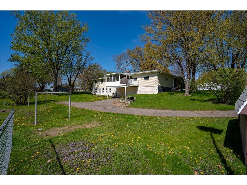 404 4th Street N Sauk Rapids MN 56379 7072265 image28