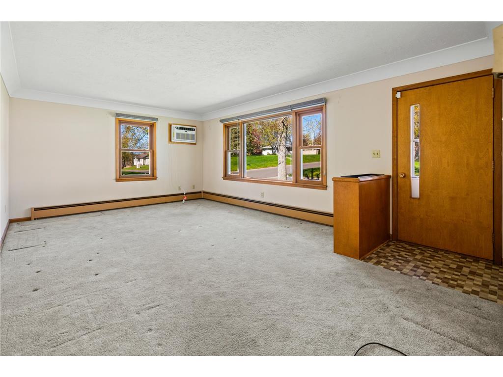 404 4th Street N Sauk Rapids MN 56379 7072265 image3