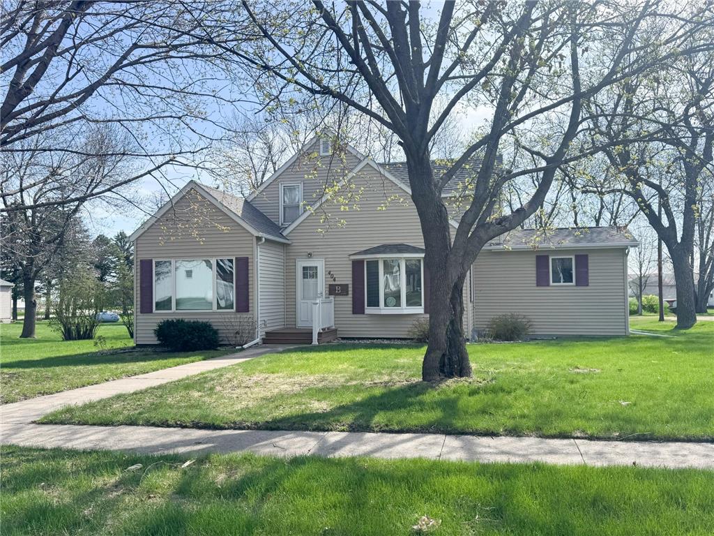 404 5th Avenue Wilmont MN 56185 6722281 image1