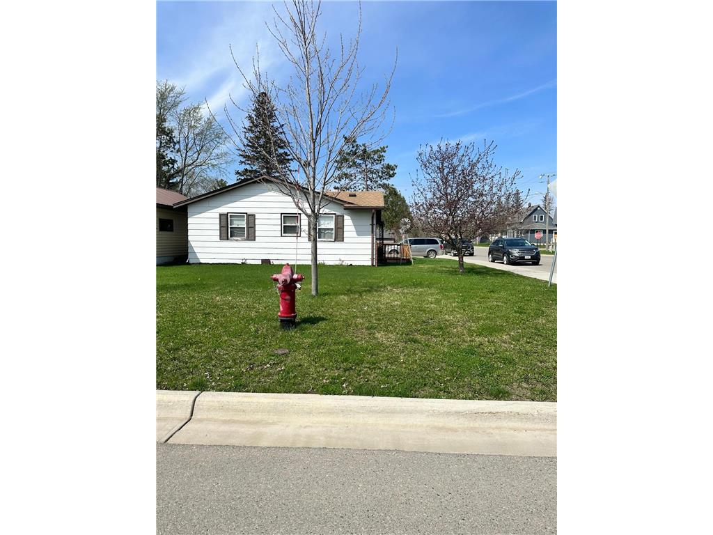 404 5th Street SE Deer River MN 56636 6371145 image1