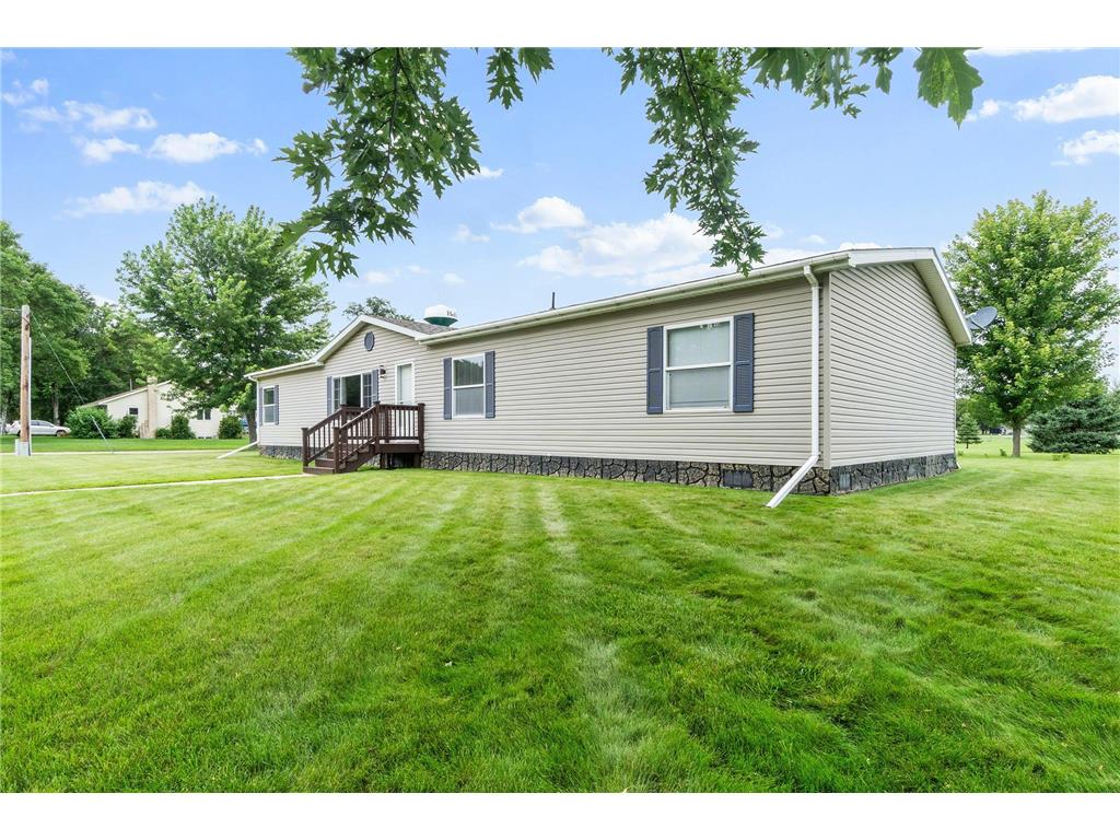 404 Carolina Avenue Hoffman MN 56339 6766135 image1