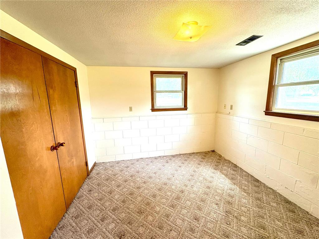 404 E 3rd Street Madison MN 56256 7082582 image10
