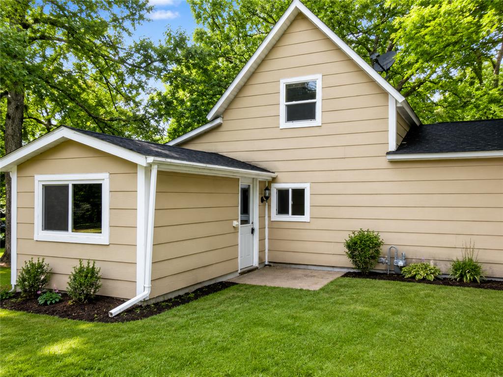 404 E Gilman Street New York Mills MN 56567 7088267 image1