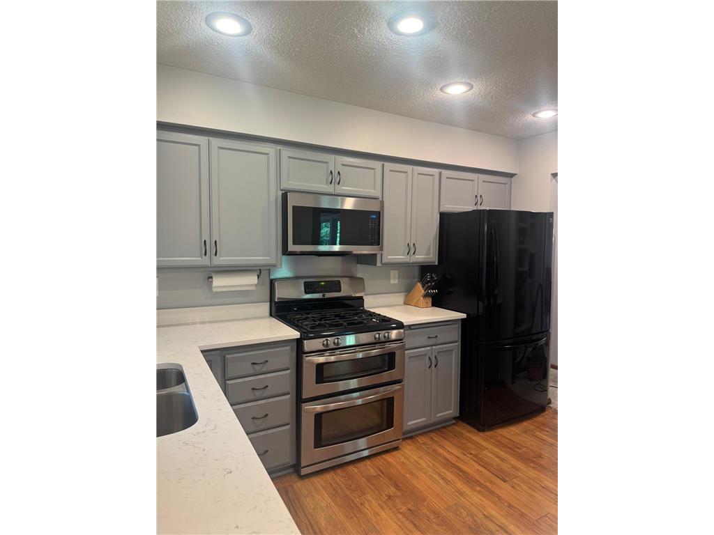404 Highland Drive Chanhassen MN 55317 - Lotus Lake 7104235 image3