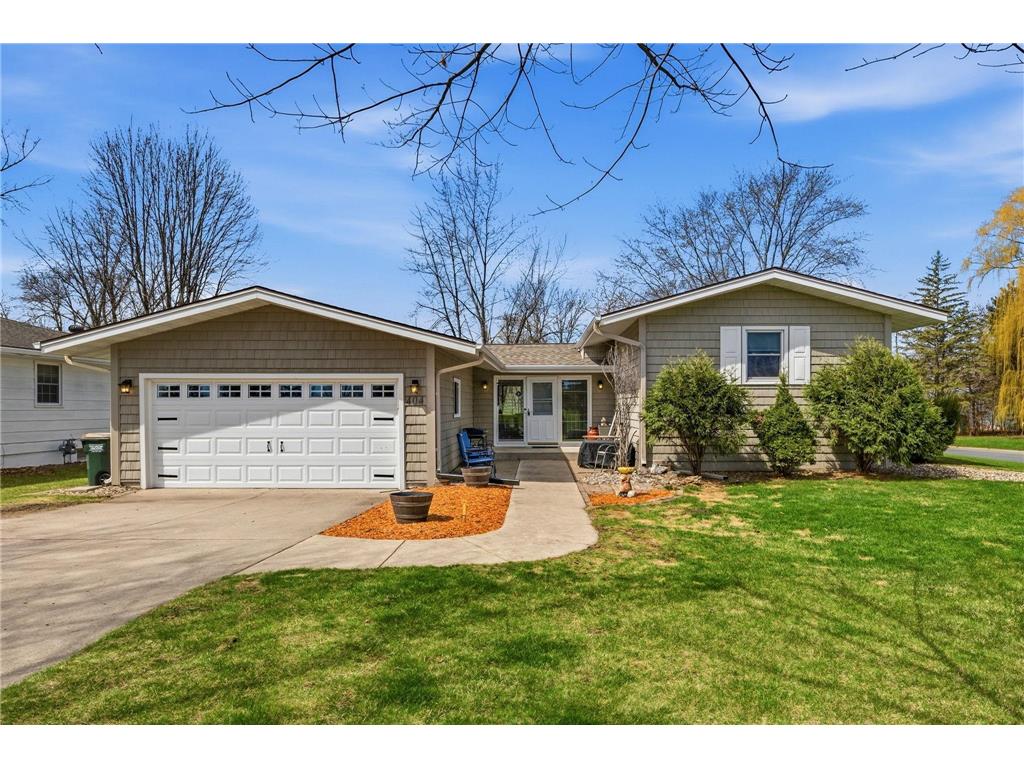 404 Larson Street SW Hutchinson MN 55350 7052898 image1
