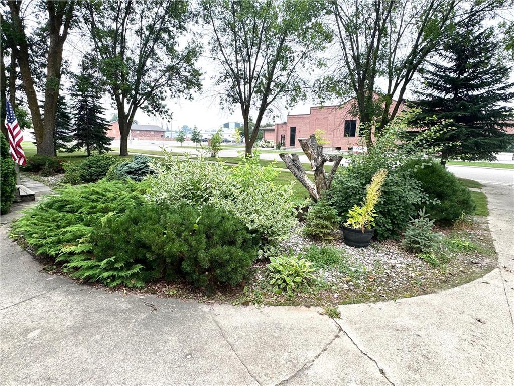 404 Main Avenue N Roseau MN 56751 6764242 image25