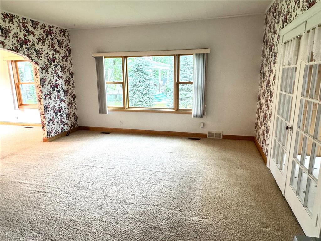 404 Main Avenue N Roseau MN 56751 6764242 image8