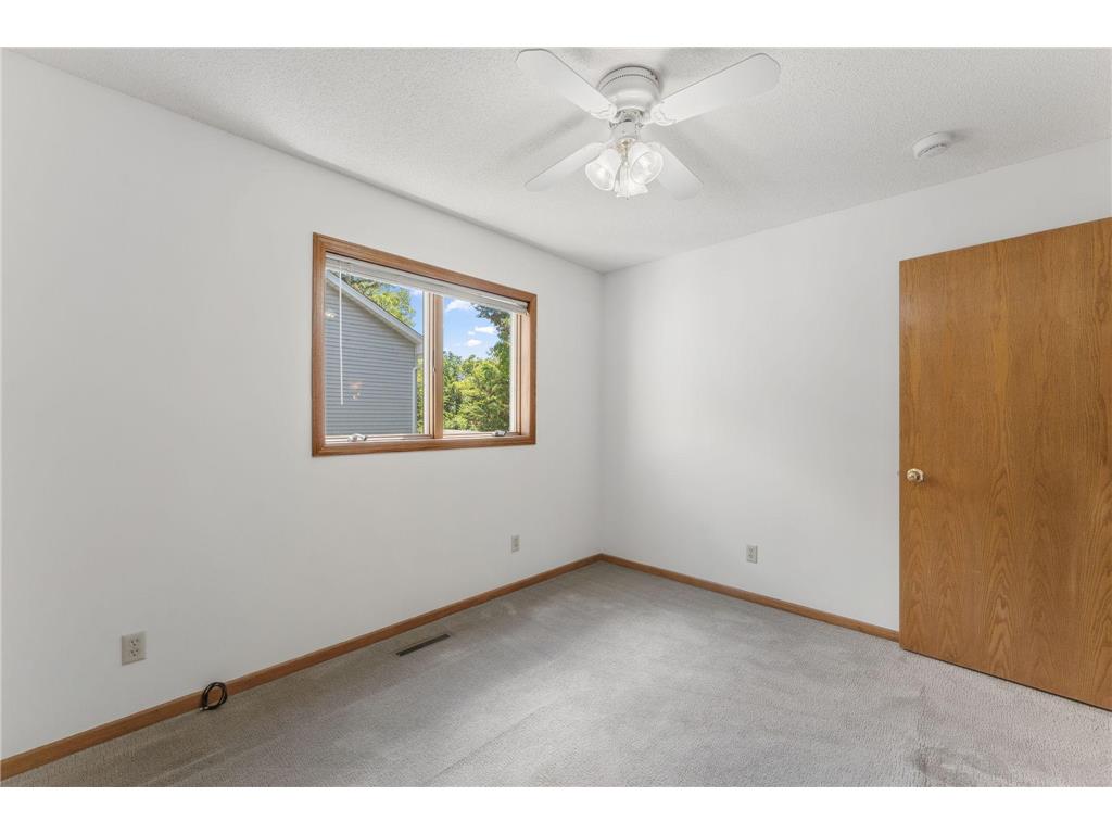 404 Minnesota Avenue Roseville MN 55113 7083891 image15