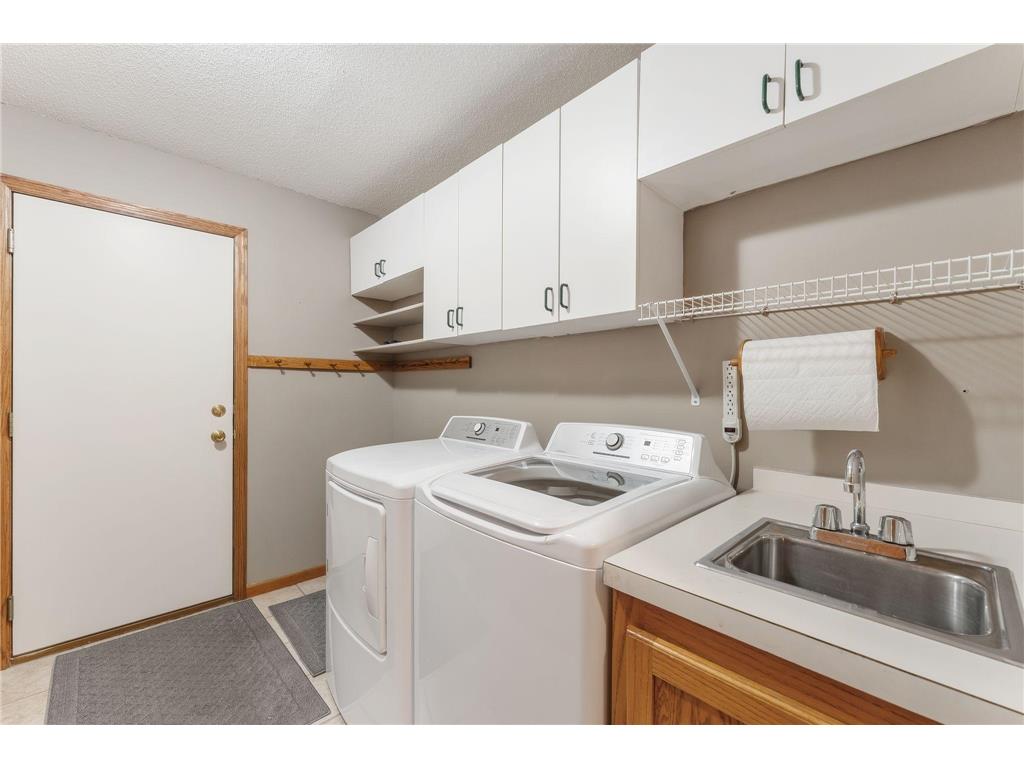 404 Minnesota Avenue Roseville MN 55113 7083891 image24