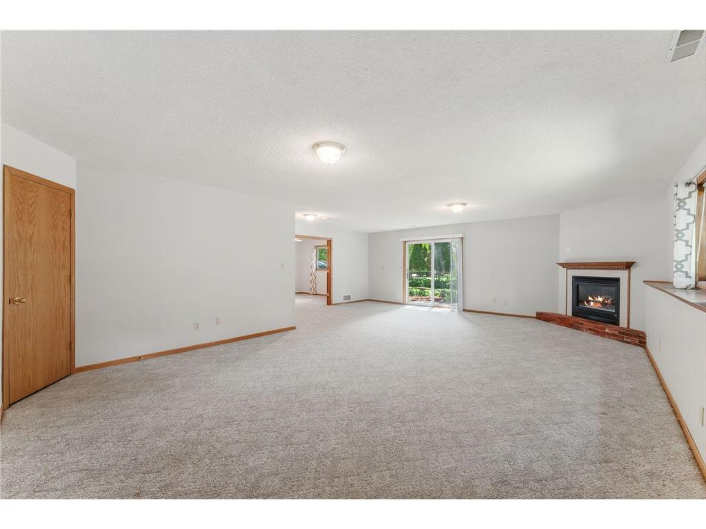 404 Minnesota Avenue Roseville MN 55113 7083891 image30