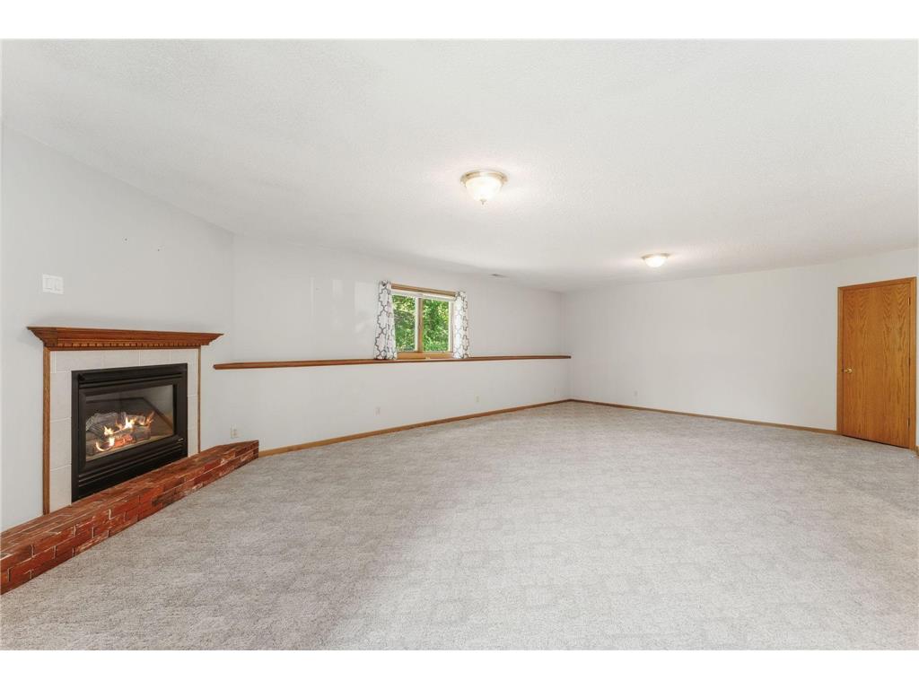 404 Minnesota Avenue Roseville MN 55113 7083891 image31