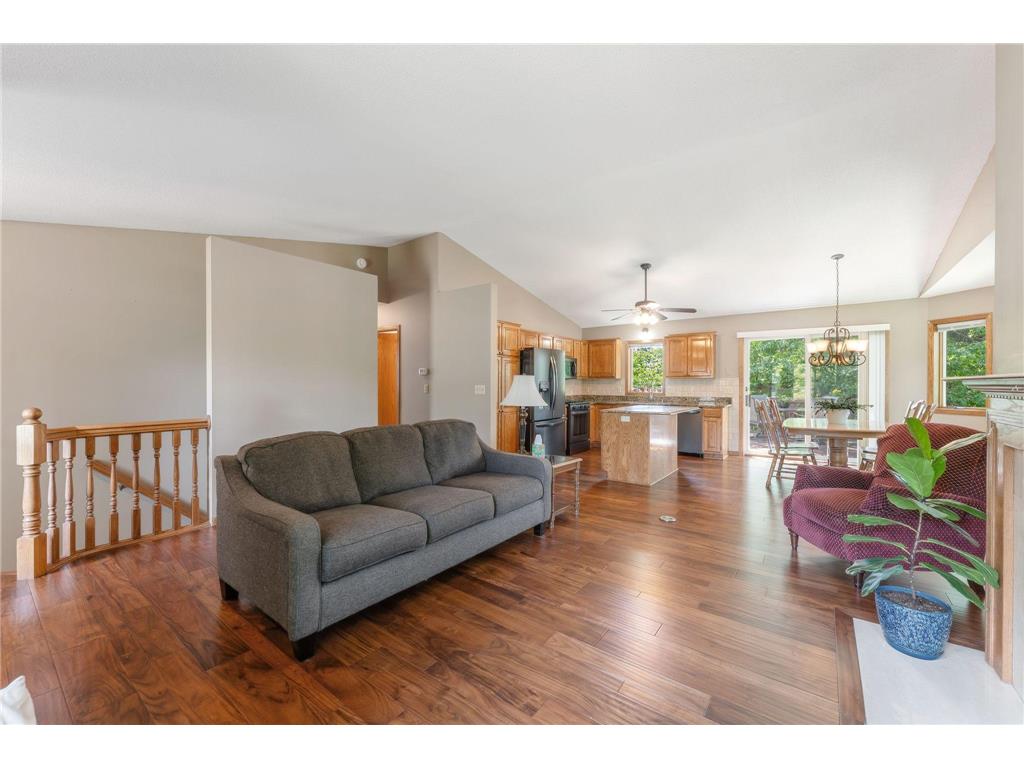 404 Minnesota Avenue Roseville MN 55113 7083891 image6