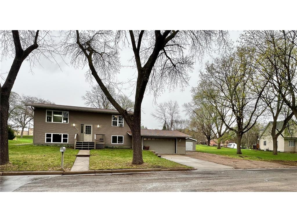 404 N 11th Street Montevideo MN 56265 7063116 image1