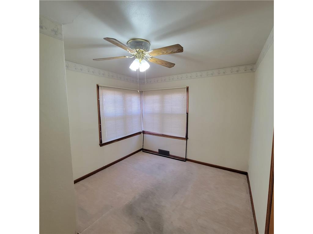 404 N Vine Street Fergus Falls MN 56537 7014052 image15