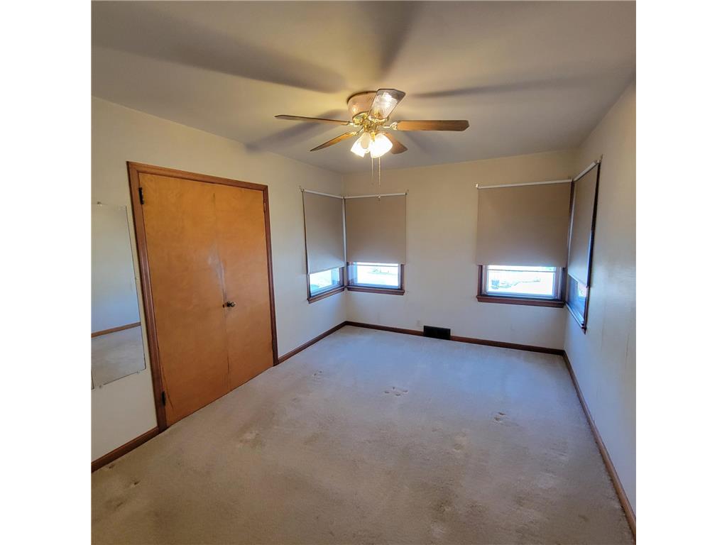 404 N Vine Street Fergus Falls MN 56537 7014052 image17