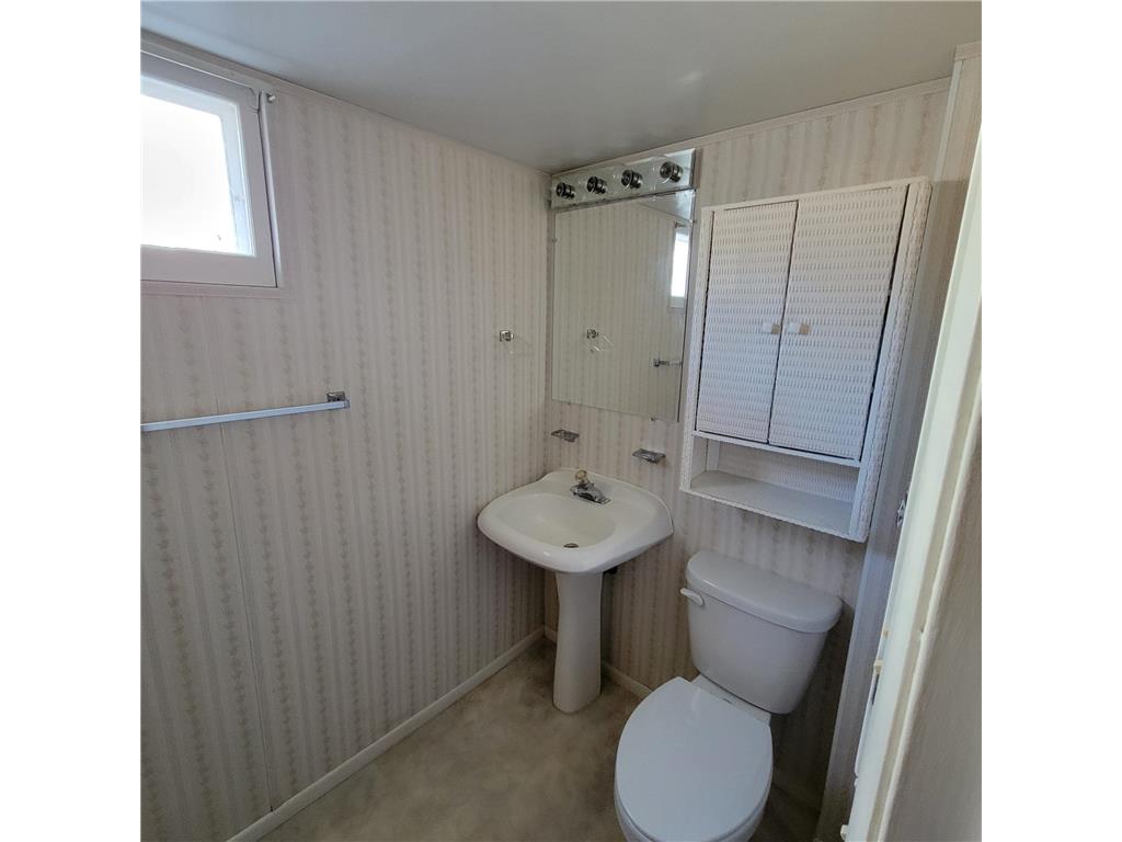 404 N Vine Street Fergus Falls MN 56537 7014052 image27