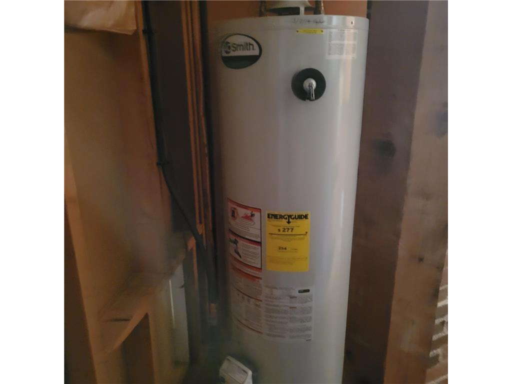 404 N Vine Street Fergus Falls MN 56537 7014052 image32