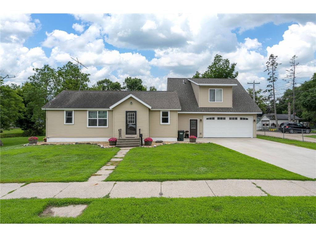 404 Paquin Street E Waterville MN 56096 - Whitewater Creek 7104414 image1
