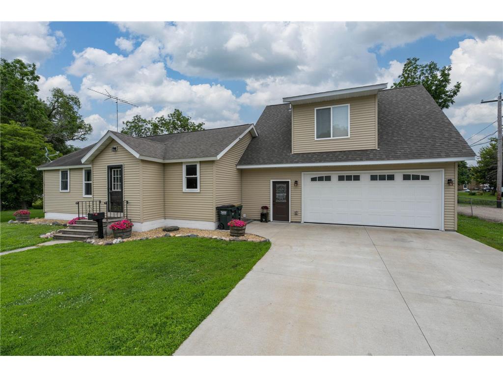 404 Paquin Street E Waterville MN 56096 - Whitewater Creek 7104414 image2