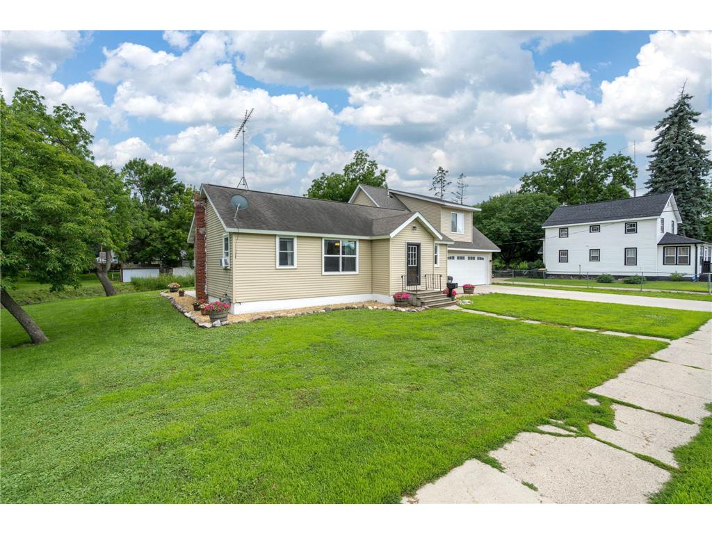 404 Paquin Street E Waterville MN 56096 - Whitewater Creek 7104414 image3