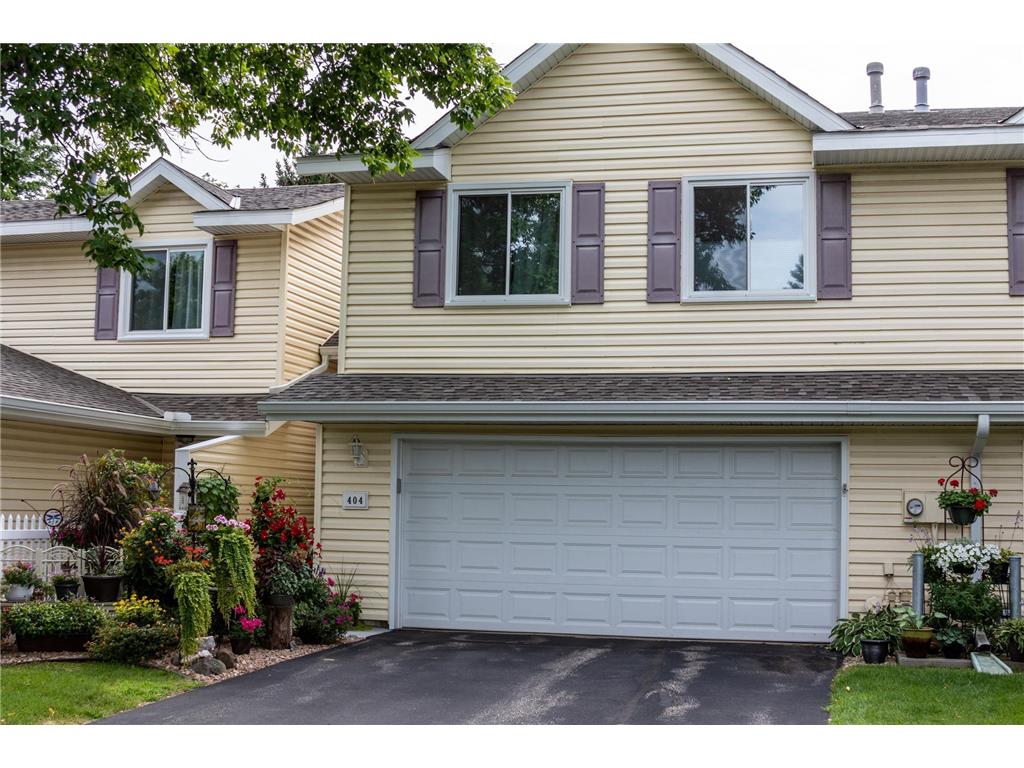 404 Pleasure Creek Drive Blaine MN 55434 6312006 image1