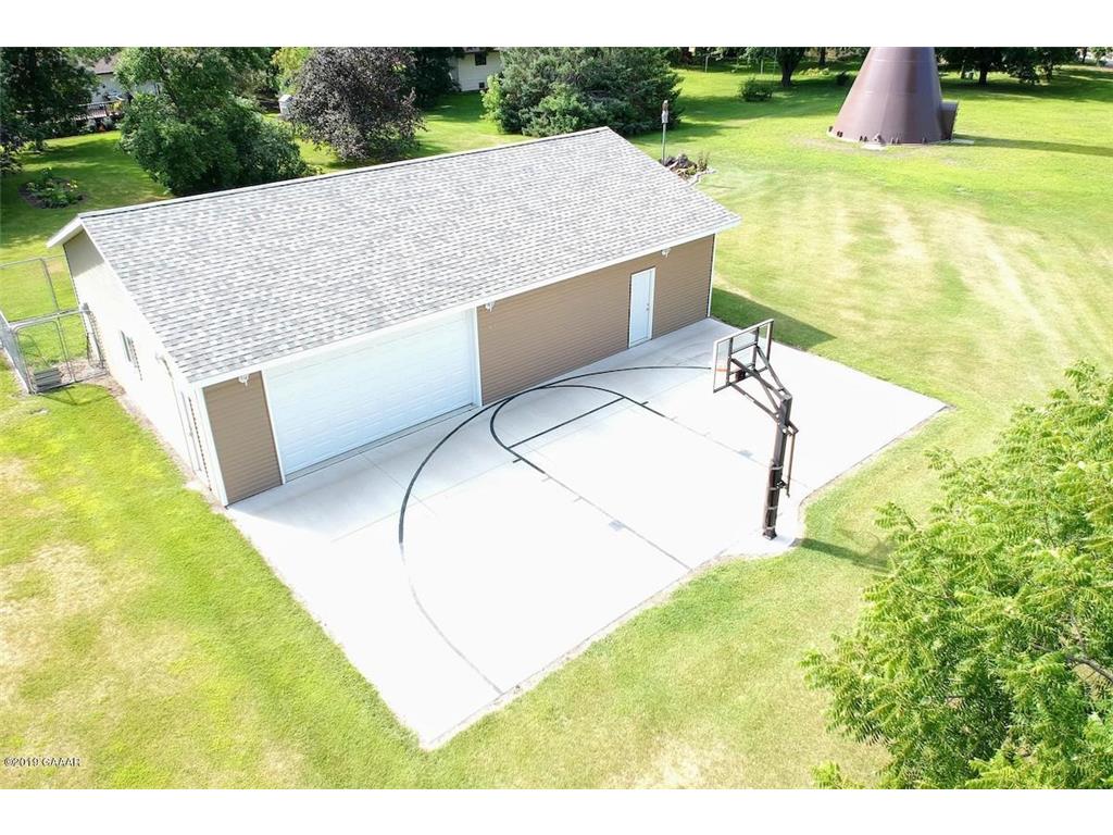 404 S Clayborn Avenue Parkers Prairie MN 56361 7052302 image2