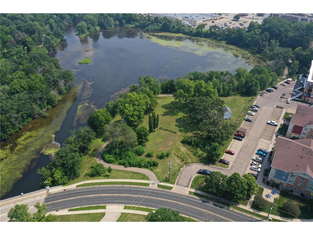 404 S Winter Street River Falls WI 54022 - Kinnickinnic River 6764271 image1