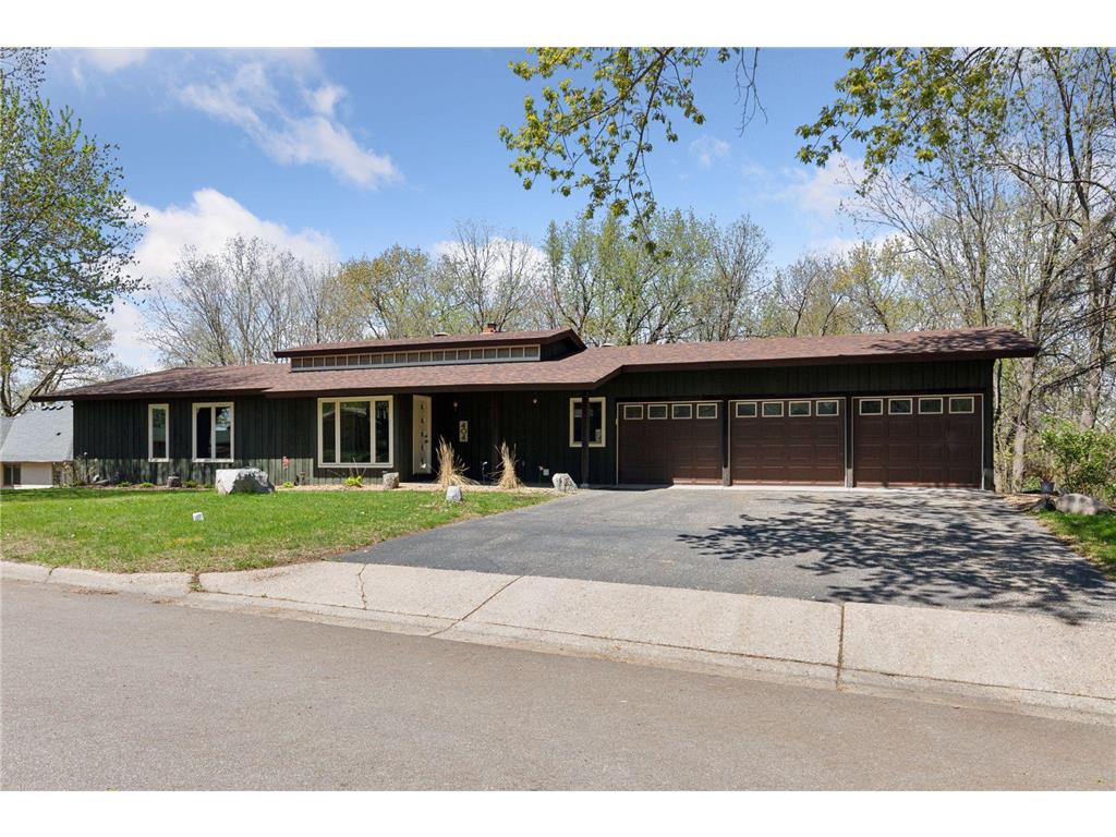 404 Summit Lane Burnsville MN 55337 6714118 image1
