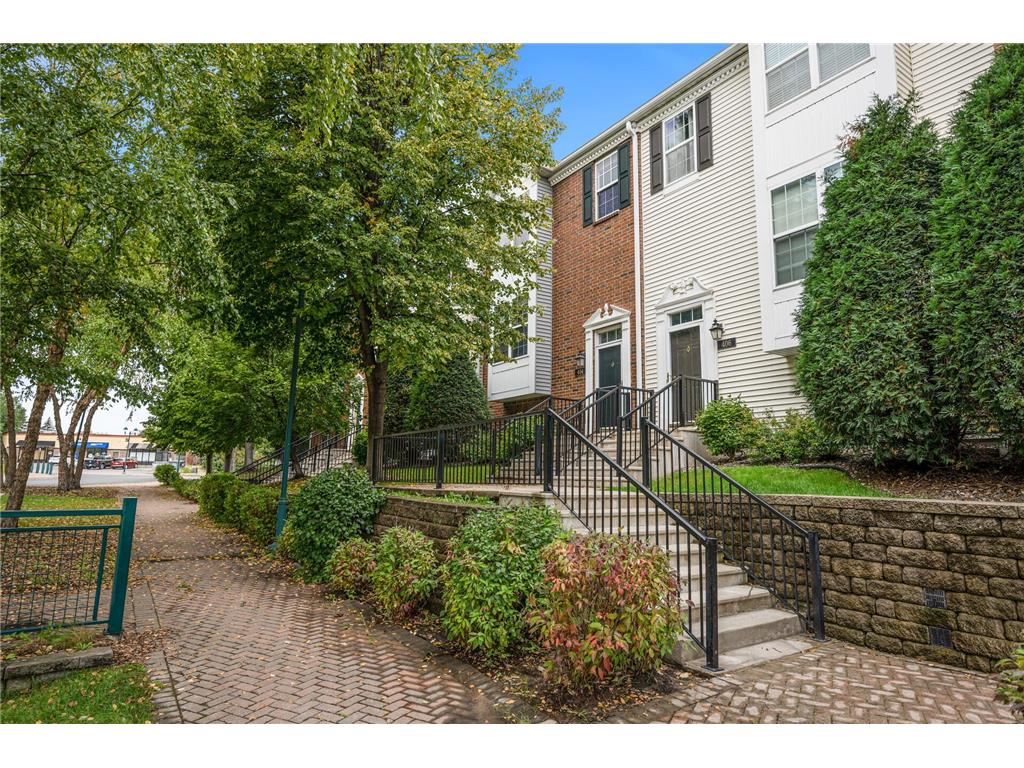 404 Village Parkway Circle Pines MN 55014 6442415 image1