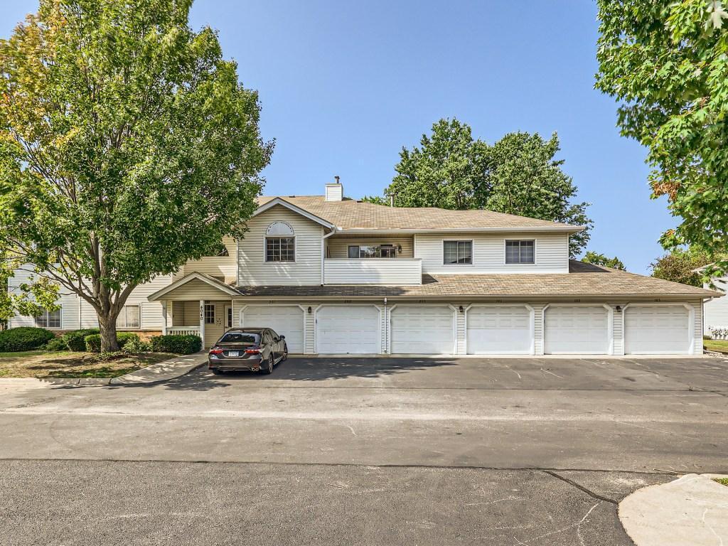 4040 Maureen Drive NE #102 Columbia Heights MN 55421 6396494 image1