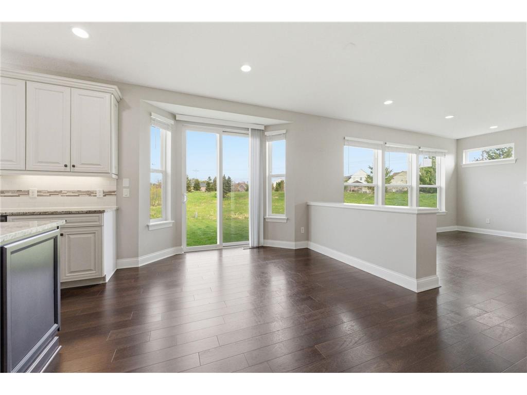 4042 Grand Chevalle Parkway Chaska MN 55318 - Bavaria 7066104 image18
